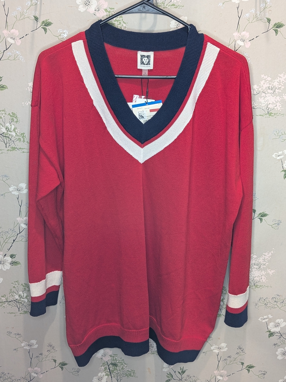 Anne Klein Red V-Neck Sweater with Navy and White Trim - Picture 3 of 8